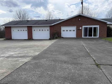 15 Pine Ridge Lane Fairmont WV 26554