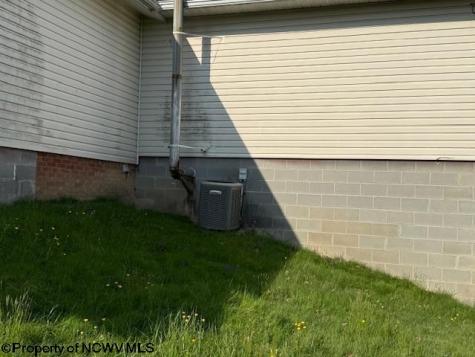 15 Pine Ridge Lane Fairmont WV 26554