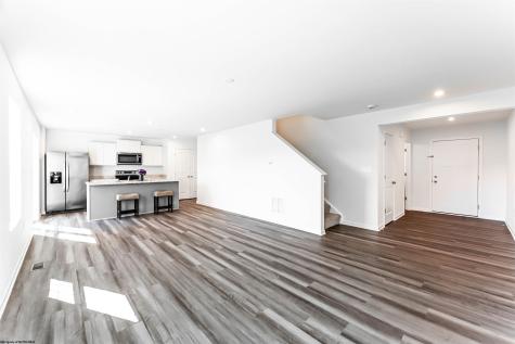 185 Eastview Way Fairmont WV 26554