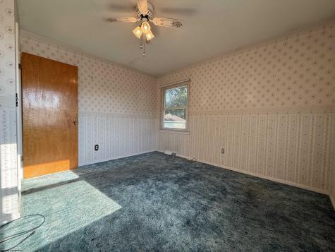 5178 Maple Street Clarksburg WV 26301-6931