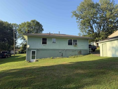 5178 Maple Street Clarksburg WV 26301-6931