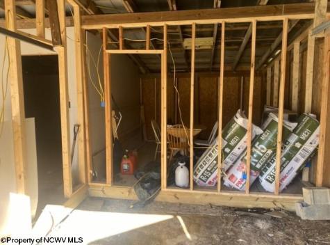 752 Little Mill Fall Road Fairmont WV 26554-2433