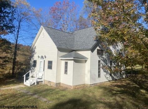 752 Little Mill Fall Road Fairmont WV 26554-2433