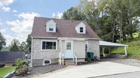 421 Johnson Avenue Clarksburg WV 26301-2448