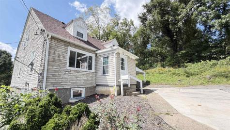 421 Johnson Avenue Clarksburg WV 26301-2448