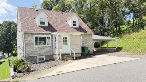 421 Johnson Avenue Clarksburg WV 26301-2448