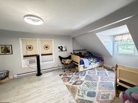 421 Johnson Avenue Clarksburg WV 26301-2448