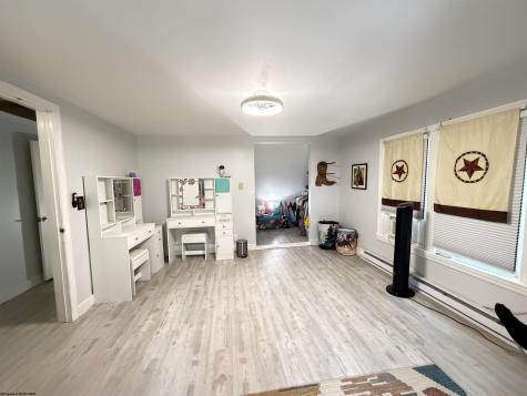 421 Johnson Avenue Clarksburg WV 26301-2448