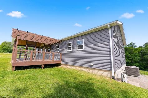 563 Laurel Run Pisgah Road Bruceton Mills WV 26525