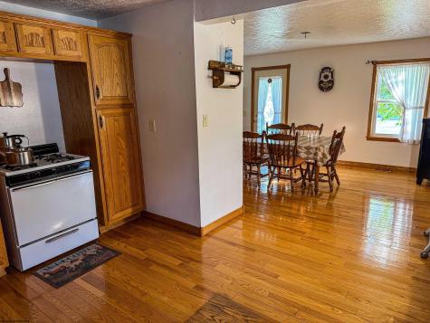 5698 Morgantown Pike Belington WV 26250