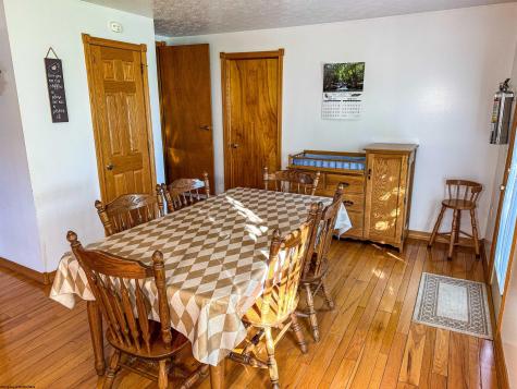 5698 Morgantown Pike Belington WV 26250