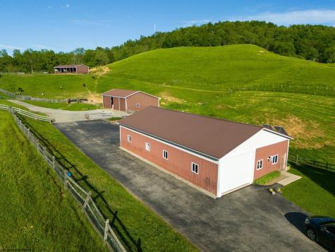 5698 Morgantown Pike Belington WV 26250