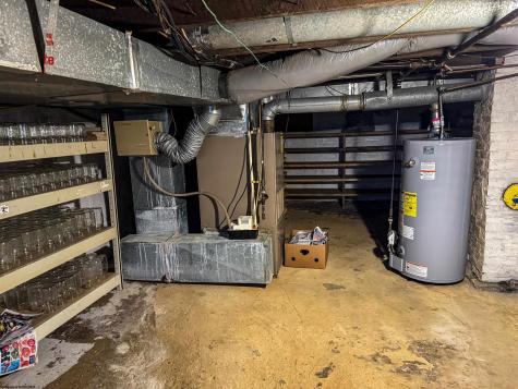 5698 Morgantown Pike Belington WV 26250