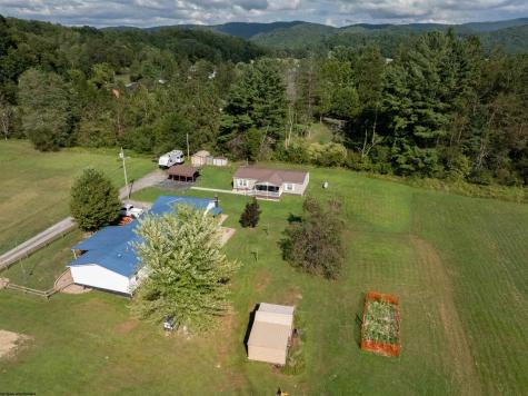 118 Tudor Lane Beverly WV 26253