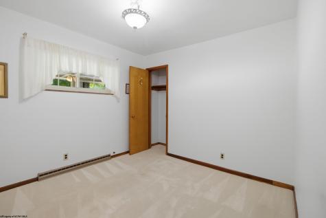 1431 Paw Paw Creek Road Rivesville WV 26588