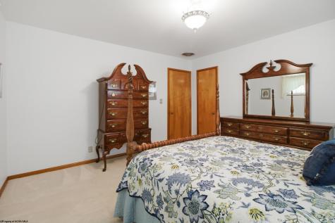 1431 Paw Paw Creek Road Rivesville WV 26588