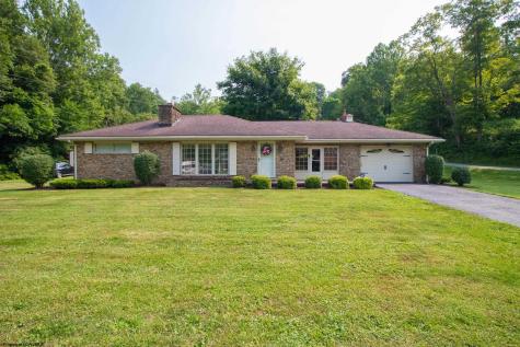 1431 Paw Paw Creek Road Rivesville WV 26588