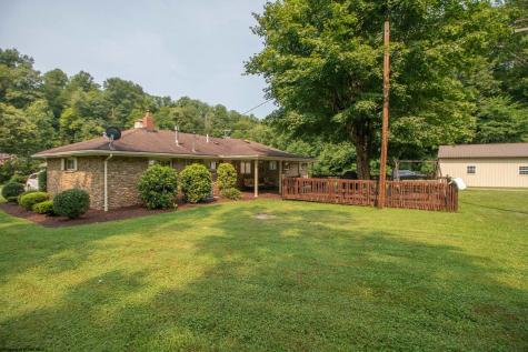1431 Paw Paw Creek Road Rivesville WV 26588
