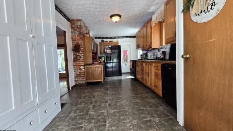 52 Cherry Hill Road Philippi WV 26416-7688