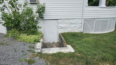 52 Cherry Hill Road Philippi WV 26416-7688