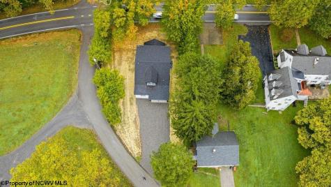 718 Country Club Road Fairmont WV 26554