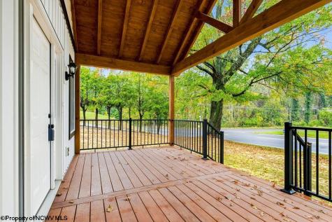 718 Country Club Road Fairmont WV 26554