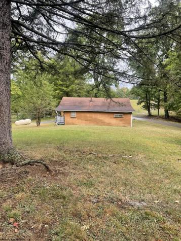15 Mountain Road Hacker Valley WV 26222