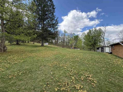 15 Mountain Road Hacker Valley WV 26222