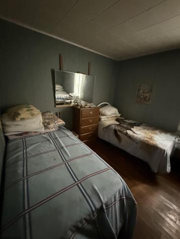 15 Mountain Road Hacker Valley WV 26222