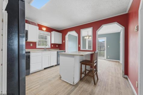 29 Morgan Hill Road Morgantown WV 26508