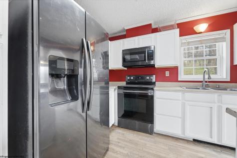 29 Morgan Hill Road Morgantown WV 26508