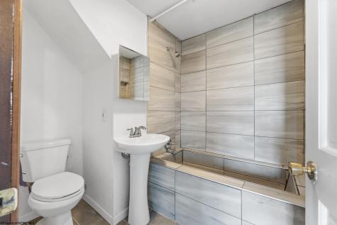 29 Morgan Hill Road Morgantown WV 26508