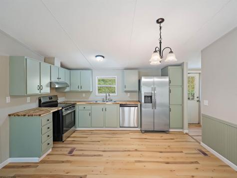 5670 Copley Road Weston WV 26452