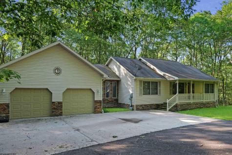 6 Sorrel Court Terra Alta WV 26764