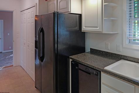 6 Sorrel Court Terra Alta WV 26764