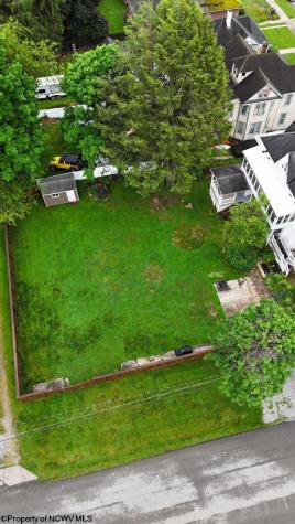12 Meade Street Buckhannon WV 26201