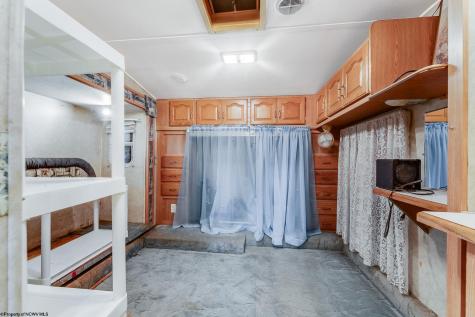 104 Mountainview Road Morgantown WV 26508