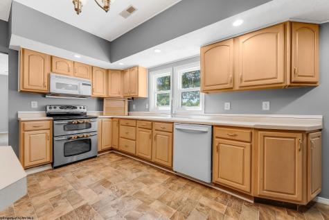 104 Mountainview Road Morgantown WV 26508