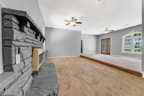 104 Mountainview Road Morgantown WV 26508