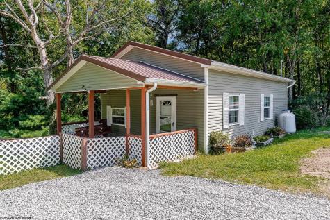 104 Mountainview Road Morgantown WV 26508