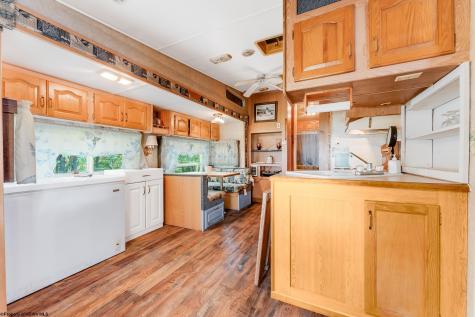 104 Mountainview Road Morgantown WV 26508