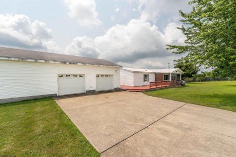 56 Vista Lane Bruceton Mills WV 26525
