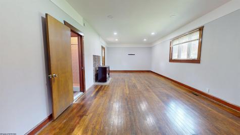 632 Maple Avenue Grafton WV 26354