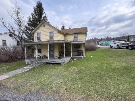 183 3RD Street Thomas WV 26292