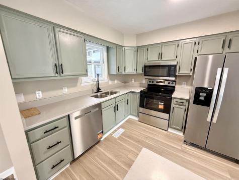 1385 Riddle Avenue Morgantown WV 26505