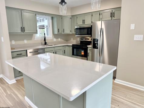 1385 Riddle Avenue Morgantown WV 26505