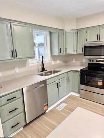 1385 Riddle Avenue Morgantown WV 26505