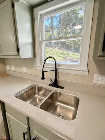 1385 Riddle Avenue Morgantown WV 26505