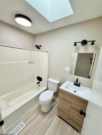1385 Riddle Avenue Morgantown WV 26505