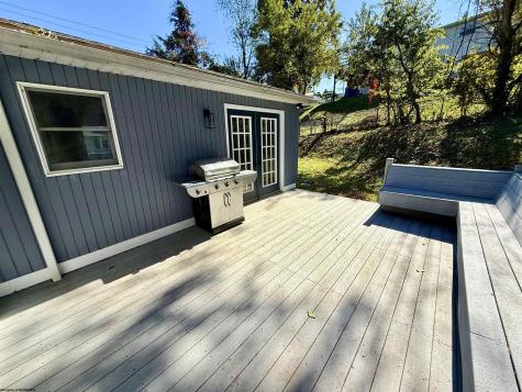 1385 Riddle Avenue Morgantown WV 26505